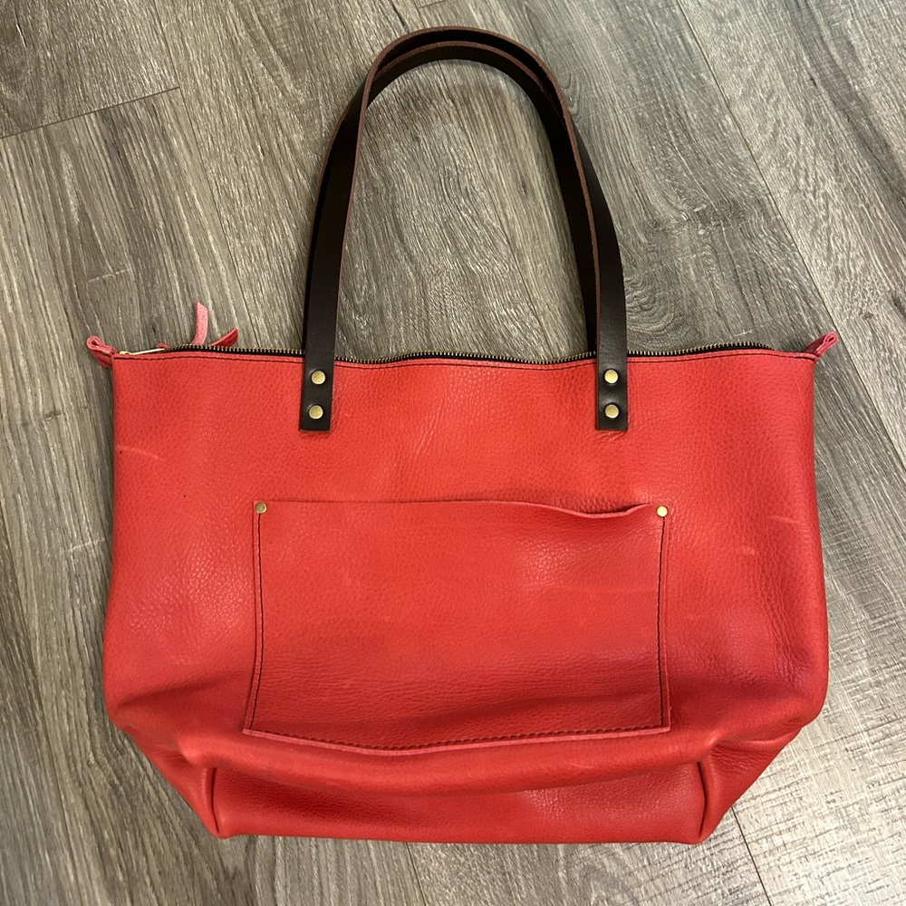 Portland Leather New Large Zippered Tote